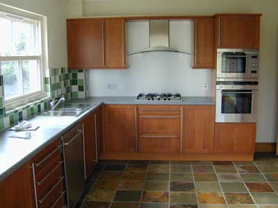 Small Kitchen on Pimlico Matchmaker Kitchen Fitted With Handle Option No 28