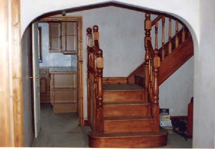 Stairs with a quarter landing