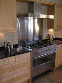 LPG cookers fitted by our plumbing & heating Division in Nottingham & Lincoln